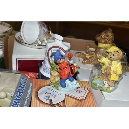 433 - TWO BOXES OF ORNAMENTS AND COLLECTOR'S PLATES, to include two Aynsley 'Orchard Gold' cabinet plates,... 