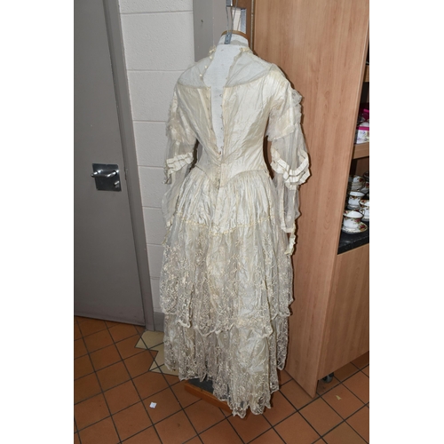 448 - A BESPOKE LATE 19TH CENTURY VICTORIAN SILK AND LACE WEDDING DRESS WITH ACCESSORIES, made for the mar... 