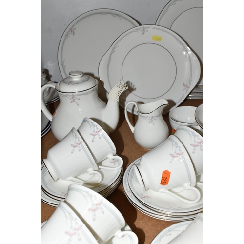 468 - A SEVENTY NINE PIECE ROYAL DOULTON 'CARNATION' H5084 DINNER SERVICE, to include a teapot, a sugar bo... 