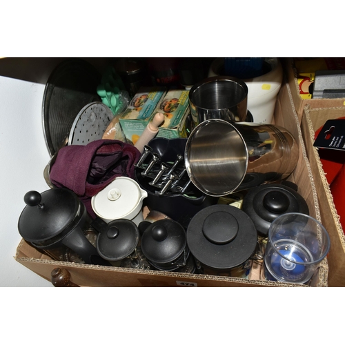 474 - FOUR BOXES AND LOOSE KITCHEN WARES AND SUNDRY ITEMS, to include four Brabantia plate warmers, differ... 