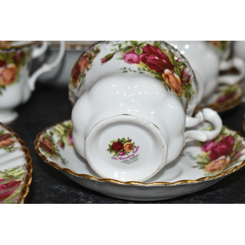 447 - A COLLECTION OF ROYAL ALBERT 'OLD COUNTRY ROSES' PATTERN TEAWARE, comprising teapot, nine tea cups, ... 