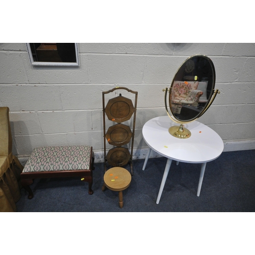 1227 - A SELECTION OF OCCASIONAL FURNITURE, to include an oval gilt framed bevelled edge wall mirror, 69cm ... 