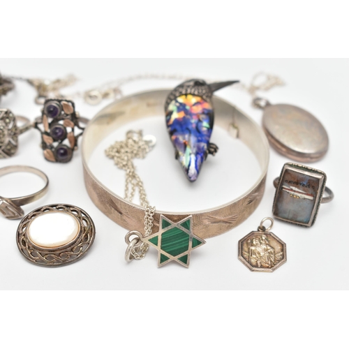 10 - A SELECTION OF SILVER AND WHITE METAL JEWELLERY, to include a ring possibly attributed to Bernard In... 