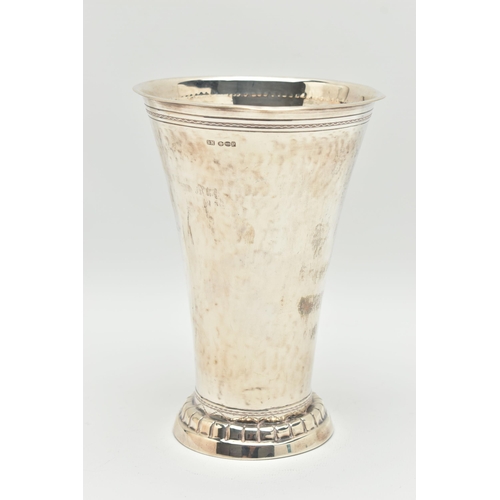 139 - AN EARLY 20TH CENTURY SILVER VASE, hammer effect, personal engraving reads 'From F.B to his faithful... 