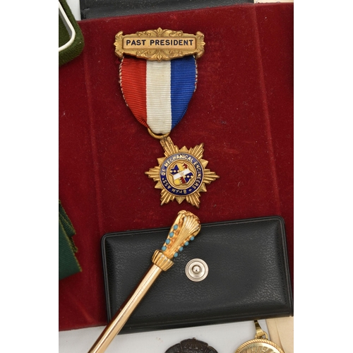 144 - ASSORTED ITEMS, to include a boxed scouts silver wolf award hallmarked 'Daniel George Collins' Birmi... 