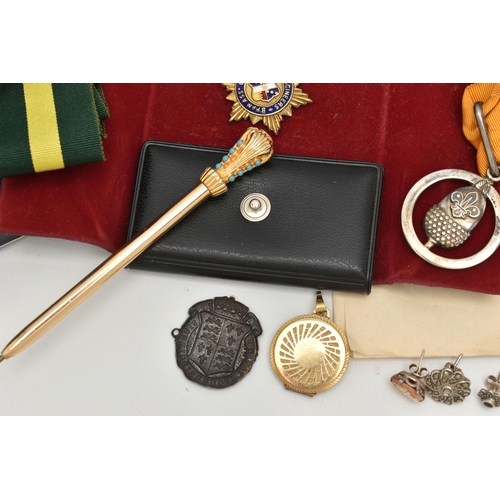 144 - ASSORTED ITEMS, to include a boxed scouts silver wolf award hallmarked 'Daniel George Collins' Birmi... 