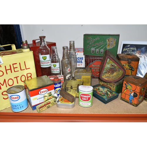 347 - A COLLECTION OF VINTAGE TINS AND ADVERTISING BOTTLES, comprising four engine oil bottles, two large ... 