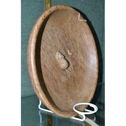 377 - A ROBERT 'MOUSEMAN' THOMPSON OAK FRUIT BOWL, with carved mouse to the interior, diameter 29cm x heig... 