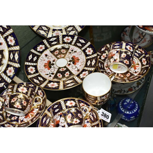 380 - A GROUP OF ROYAL CROWN DERBY IMARI 2451 TEA WARES, to include three tea plates, two side plates - on... 