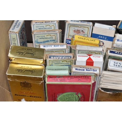 431 - A QUANTITY OF ASSORTED CIGARETTE CARDS, loose, loosely inserted and stuck into albums, majority are ... 