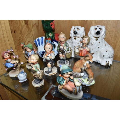 444 - A GROUP OF CERAMICS, comprising seven Hummel figures: two x Village Boy in two different sizes, Litt... 