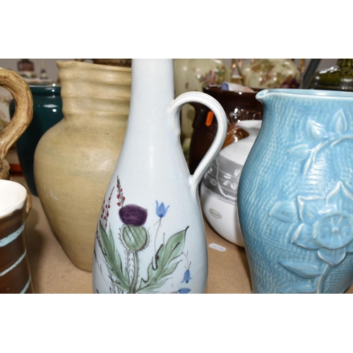 460 - A LARGE QUANTITY OF CERAMICS, comprising a vintage Mason Cash Gresley mixing bowl, a Wade Pottery Ba... 