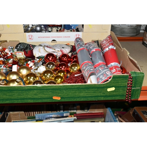 470 - FIVE BOXES OF VINTAGE AND MODERN CHRISTMAS BAUBLES AND DECORATIONS, to include a boxed Wyevale 1.8m ... 