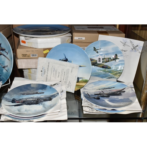 495 - A QUANTITY OF COLLECTORS PLATES, on the theme of World War Two and later aviation, comprising forty ... 