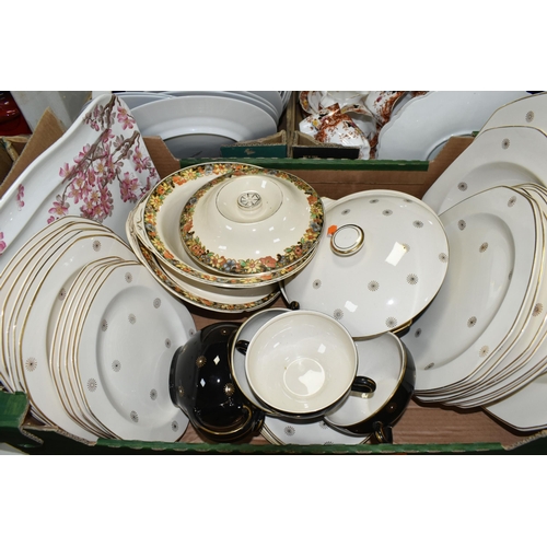 531 - FIVE BOXES AND LOOSE CERAMICS, ETC, assorted tea, coffee and dinnerware, including Alfred Meakin 'Mi... 