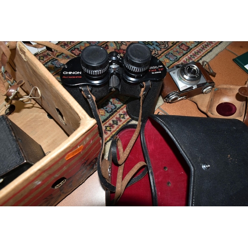 533 - A QUANTITY OF PROJECTORS, CAMERAS AND BINOCULARS, ETC including boxed Eumig items, a Kodak No.2 Brow... 