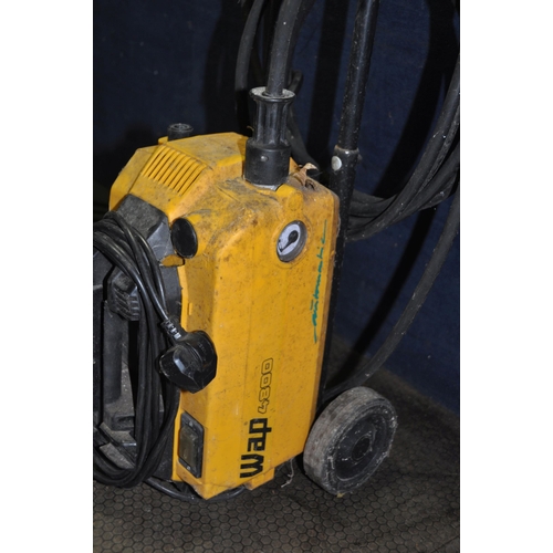 1089 - A WAP 4800 PRESSURE WASHER with lance, long pipework, manual and shampoo bottle (PAT pass and workin... 