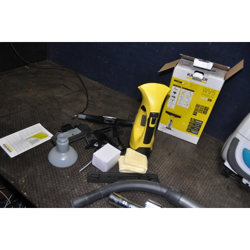 1094 - A ZANUSSI COMPACT POWER VACUUM CLEANER, a Ferguson Radiostar portable radio (both PAT pass and worki... 