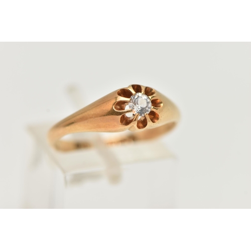 58 - AN EARLY 20TH CENTURY, 18CT GOLD RING, centring on a circular cut colourless stone, assessed as spin... 