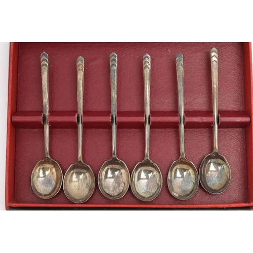 116 - A SELECTION OF SILVERWARE, to include an early 20th century silver vesta case, with engraved scrolli... 