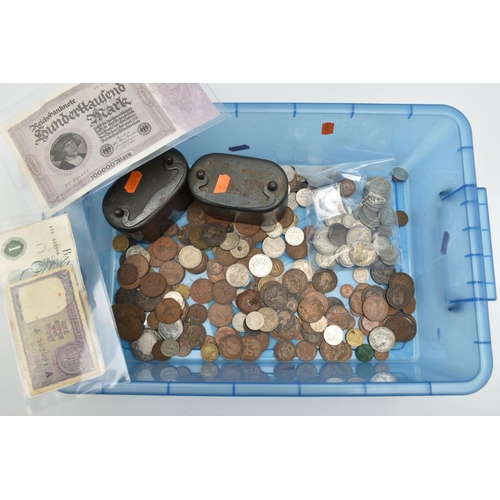 160 - A PLASTIC BOX OF MIXED WORLD COINS, to include over 400 grams of mixed silver coins, two Birmingham ... 