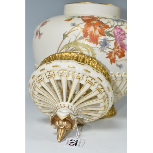 375 - A ROYAL WORCESTER BLUSH IVORY POT POURRI VASE, with crown cover, hand painted with wild flowers, puc... 