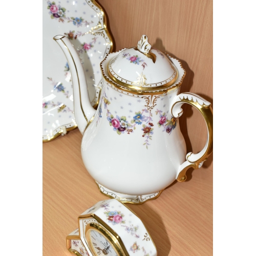 415 - A TWENTY SEVEN PIECE ROYAL CROWN DERBY 'ROYAL ANTOINETTE' A1225 TEA SERVICE, comprising a teapot (se... 