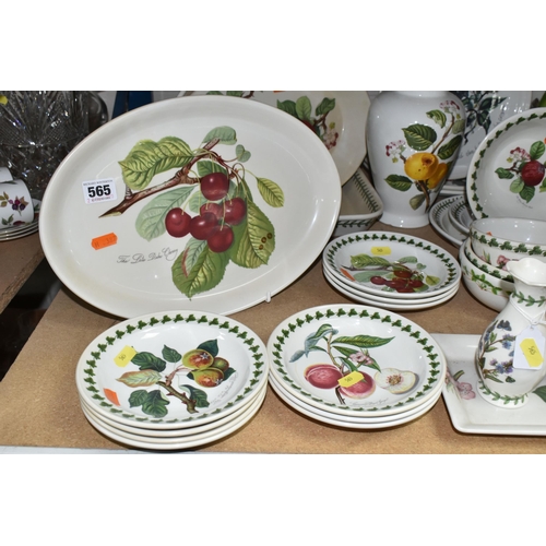 565 - PORTMEIRION 'POMONA' AND 'HOLLY AND THE IVY' PATTERN DINNER WARES ETC, to include seven dinner plate... 