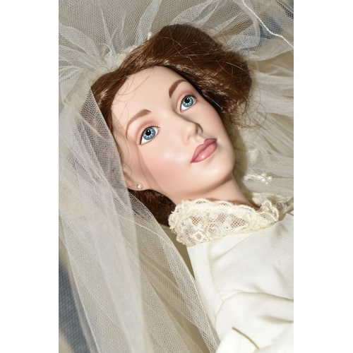 568 - A FRANKLIN HEIRLOOM PORCELAIN DOLL, 1993 EDITION VICTORIA AND ALBERT BRIDE, HEIGHT 54CM (1) (Conditi... 