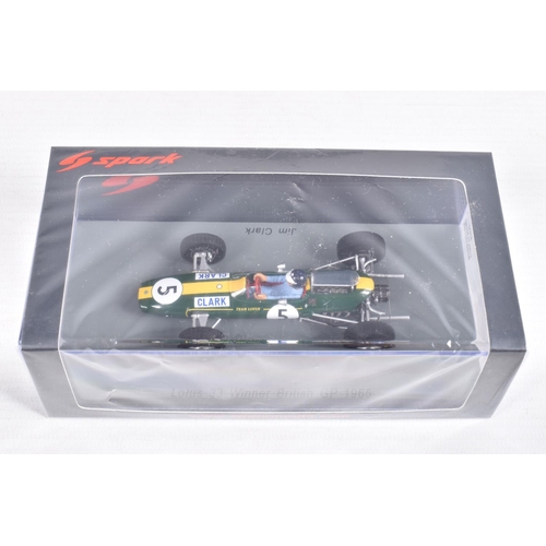 37 - FIVE BOXED SPARK MODEL MINIMAX VEHICLES, to include a Pagani Zonda F 2005 Silver, numbered S0199, a ... 