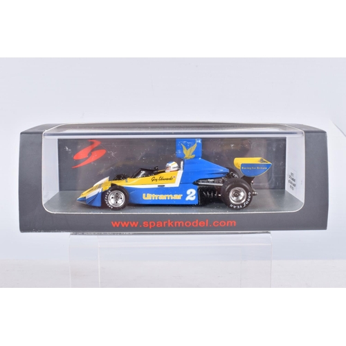 37 - FIVE BOXED SPARK MODEL MINIMAX VEHICLES, to include a Pagani Zonda F 2005 Silver, numbered S0199, a ... 