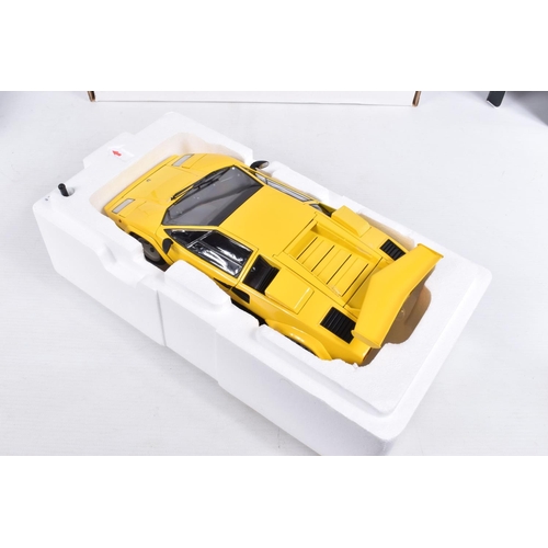 109 - A BOXED KYOSHO 1:18 SCALE LAMBORGHINI COUNTACH LP5000S 1:18 SCALE DIECAST MODEL VEHICLE, numbered 08... 