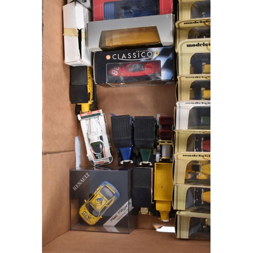 142 - A QUANTITY OF BOXED MODERN DIECAST VEHICLES, Atlas Editions 'The Greatest Show on Earth' and Eddie S... 