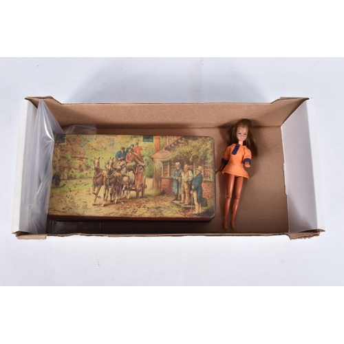 149 - A PALITOY PIPPA DOLL, one arm looks to be a replacement, but otherwise in fairly good condition, wit... 