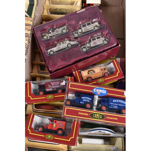 169 - A COLLECTION OF BOXED LLEDO 'DAYS GONE' AND CORGI CAMEO DIECAST VEHICLES, assorted Lledo to include ... 