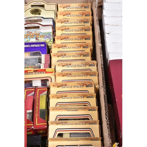 169 - A COLLECTION OF BOXED LLEDO 'DAYS GONE' AND CORGI CAMEO DIECAST VEHICLES, assorted Lledo to include ... 