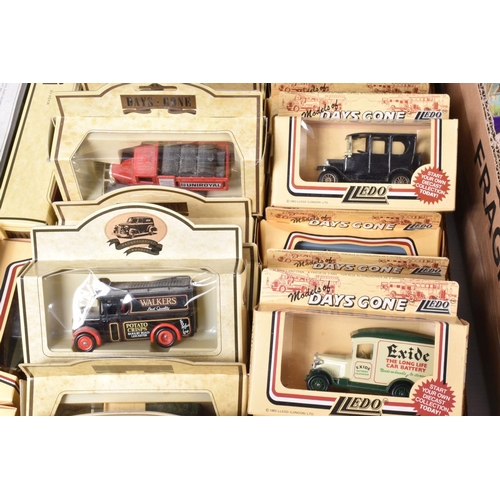 169 - A COLLECTION OF BOXED LLEDO 'DAYS GONE' AND CORGI CAMEO DIECAST VEHICLES, assorted Lledo to include ... 