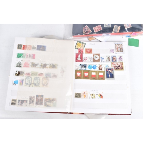 368 - A COLELCTION OF VARIOUS WORLDWIDE STAMP ALBUMS, COLLECTORS PACKS AND LOOSE STAMPS