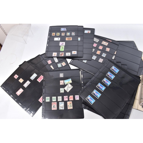 371 - LARGE COLLECTION OF MODERN GB STAMPS AND FDCS, we note largely comprehensive range of Presentation p... 