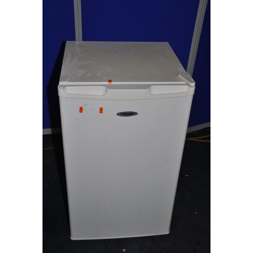 1074 - A FRIDGEMASTER UNDER COUNTER FRIDGE width 50cm depth 50cm height 83cm (PAT pass and working at 4 deg... 