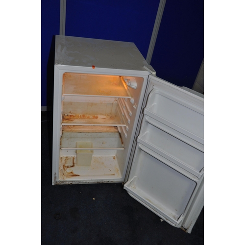 1074 - A FRIDGEMASTER UNDER COUNTER FRIDGE width 50cm depth 50cm height 83cm (PAT pass and working at 4 deg... 