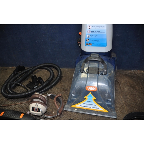 1099 - A VAX RAPIDE CARPET WASHER with some accessories (PAT pass and working) and a Chinese made metal det... 