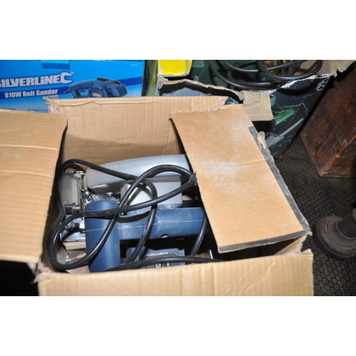 1100 - A BOSCH PKS46 CIRCULAR SAW, a Silverline Belt Sander (PAT pass and working), a unbranded Circular sa... 