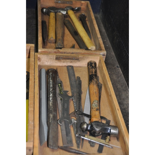 1114 - A VINTAGE WOODEN CRATE AND TWO BOXES CONTAINING TOOLS  crate has four lift out trays with hammers, c... 