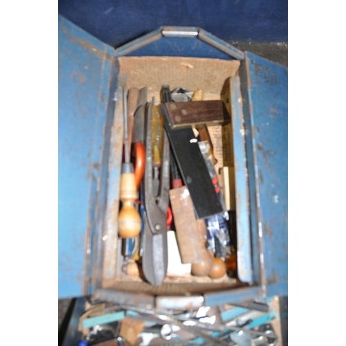 1115 - TWO WOODEN CHESTS AND A METAL TOOLBOX CONTAINING POWER AND HAND TOOLS including  a Bosch PSB650 RES ... 