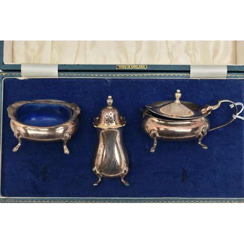 116 - A CASED MAPPIN & WEBB SILVER CONDIMENT SET, including two rounded salts with replacement blue plasti... 