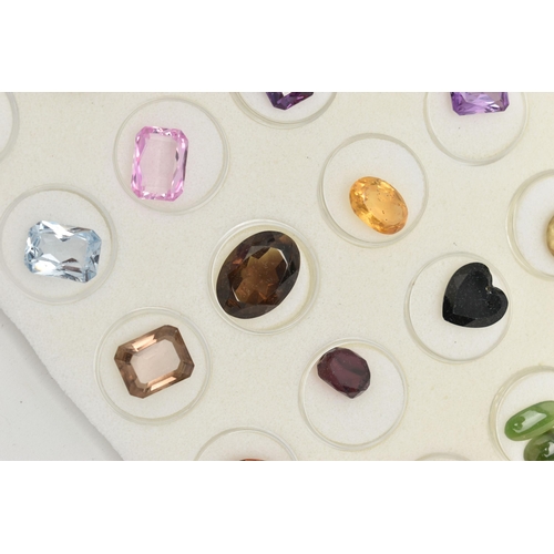 118 - AN ASSORTMENT OF LOOSE GEMSTONES, thirty three stones in total, to include copal amber, synthetic co... 