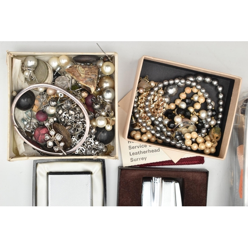 125 - A BOX OF ASSORTED ITEMS, to include a white metal bangle stamped 925, a floral brooch stamped 800, a... 