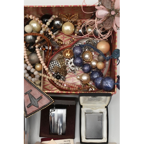 125 - A BOX OF ASSORTED ITEMS, to include a white metal bangle stamped 925, a floral brooch stamped 800, a... 