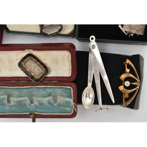 88 - A BOX OF ASSORTED JEWELLERY, to include a small mourning brooch with enamel detail and a plaited hai... 